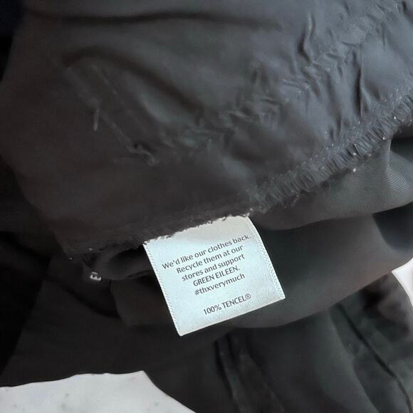 Eileen Fisher Women’s Tencel Cargo Pant Tapered Buttoned Hem Small Black Lounge - Picture 9 of 9